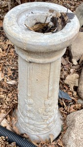 lot 135 image: Cement Yard Decor