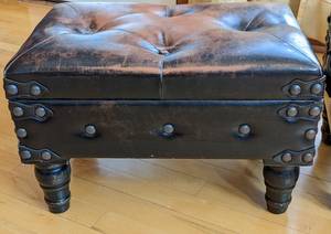 lot 5 image: Pair of Leather Footstools with Storage