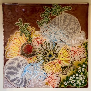 lot 162 image: Decorative Shelf and an Art Glass Tile