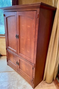lot 195 image: Magnificent Media Cabinet