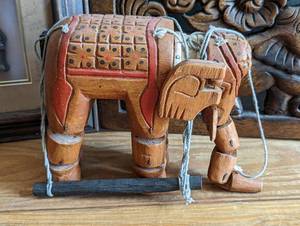 lot 92 image: Wood Elephant Puppet and Wall Decor
