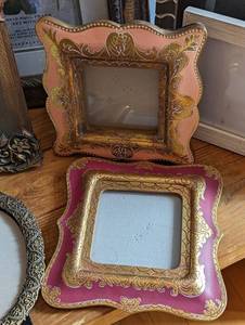 lot 93 image: Assortment of Decorative Frames