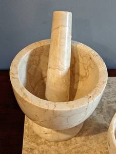 lot 121 image: Marble Cutting Board and Pestle