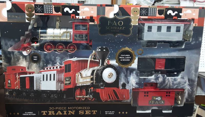 Fao schwarz 30 piece train set brand new high quality