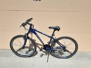 Schwinn Trailway Aluminum 26, 21 Speed 700x38C Tires