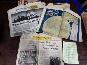 Vintage Bag Of Star & Tribune Old But Key Subject See List Of Subjects