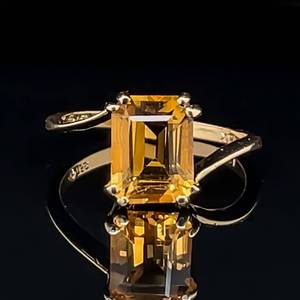 Sunshine Yellow Beautiful Emerald cut Citrine Solitaire Bypass Estate Ring in 14k Yellow Gold Birthstone