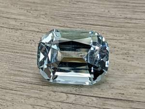 7.95 Carat Natural Aquamarine Gemstone $3500 Retail
