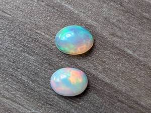 2.04 Carats of Natural Opal Gemstones