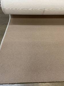 369 SF of Beautiful High End Mohawk Carpet 12x30.9