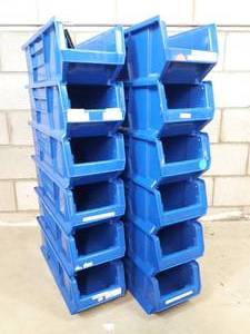 lot 6 image: QUANTUM Stackable Plastic Storage Bins (12)