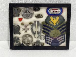Military Patches and Pins