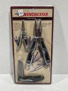 Winchester Knives and Multitool