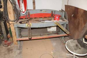 lot 20 image: Peck, Stow & Wilcox 152-J 16-Ton Soft Steel Foot Shear