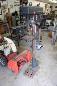 lot 21 image: Floor Standing Drill Press