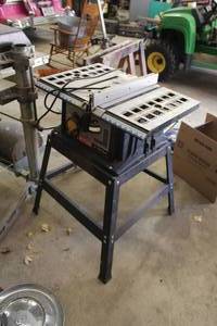 lot 23 image: Ryobi BTS10 10 Table Saw