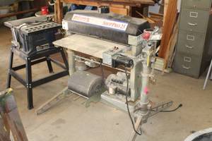 lot 24 image: Performax Products ShopPro 25 Belt Sander