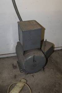 lot 28 image: 612-274-5006 3-Phase Converter