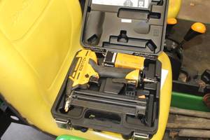 lot 42 image: Bostitch BTFP12233 18 GA Air Nailer, Case