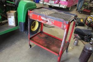 lot 44 image: Metal Cart 1-drawer2-tier