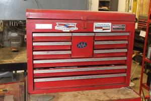 lot 63 image: Home Tool Storage Metal Tool Chest 10-drawer, Hand Tools, Hardware