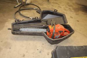 lot 68 image: Husqvarna 55 18 Gas Chainsaw, Case
