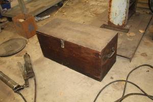 lot 86 image: 25-12 Wood Storage Box, Halogen Lamp Assembly, Light Bulbs, Gauge, Wiring, Misc. Hardware
