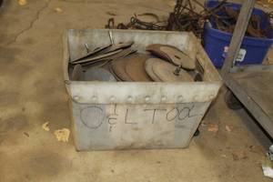 lot 90 image: Lot of (1 Tote Bin) Grinding Discs