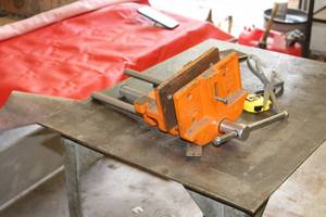 lot 96 image: Adjustable Clamp Co 7 Bench ClampVise