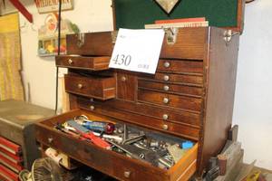 lot 430 image: Hand Tools
