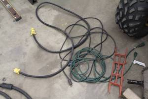 lot 184 image: Lot of (2) Power Cords