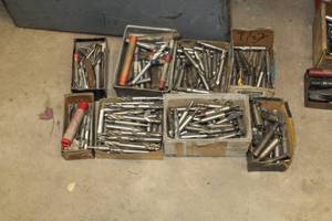 lot 396 image: Lot of (8 Bins) Mill End Bits