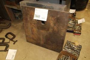 lot 360 image: 1x20x20 Mill Mounting Plate