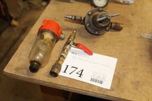 lot 174 image: Air RegulatorGauge Set and Valves