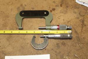 lot 431 image: Lot of (2) Micrometers