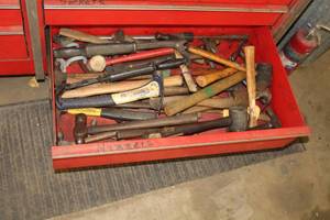 lot 60 image: Hand Tools - Hammers
