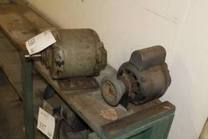 lot 338 image: Lot of (2) Electric Motors - Westinghouse 208220440V 3-Phase 14251725-rpm, General Electric 115 1-Phase 1725-rpm