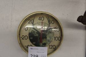 lot 219 image: Deer Wall Thermometer