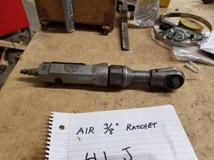 lot 41J image: Mac Tools 38 Air Ratchet