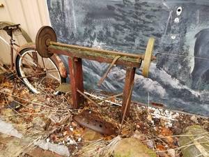 lot 11A image: Grinder