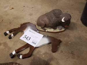lot 543 image: Ceramic Buffalo Table Dcor, Wood Horse Wall Dcor