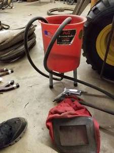 lot 599 image: ALC 41017 50-lb Abrasive Blaster