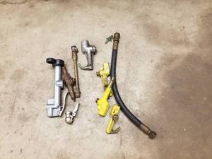 lot 1118 image: Lot of (9) Air Hose Attachments