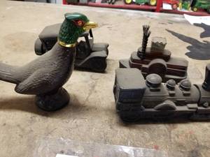 lot 527 image: Lot of (4) Avon Dcor - Phaesant, Train, Steamboat, Jeep