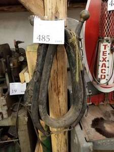 lot 485 image: Vintage Horse Collar
