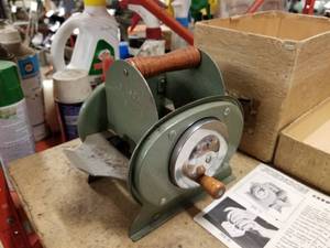 lot 502 image: Vintage Johnson Card Shuffler
