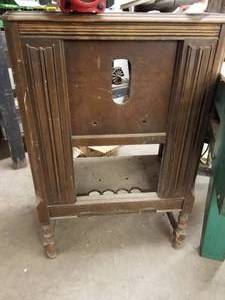 lot 1138 image: Vintage Radio Cabinet (hollow)