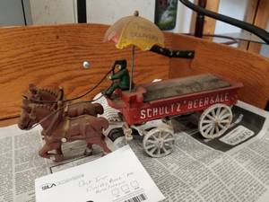 lot 438 image: Schultz Beer & Ale Cast Iron Horse Drawn Wagon Toy Collectible