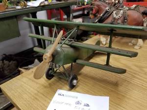 lot 436 image: Vintage Metal Triplane Toy Collectible