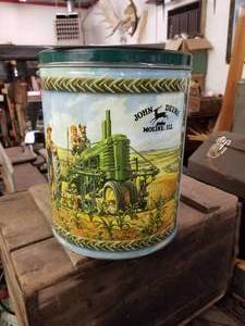 lot 476 image: John Deere Tin Container